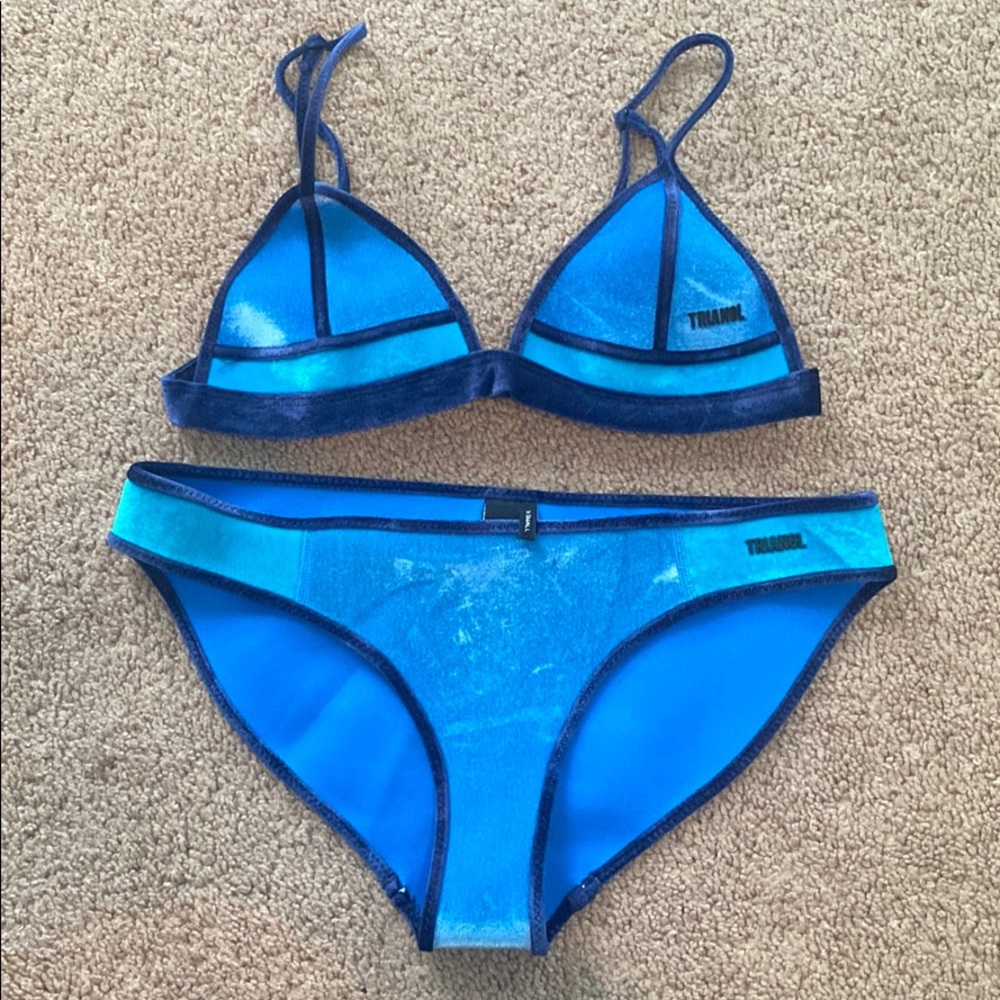 Blue velvet traingl bikini